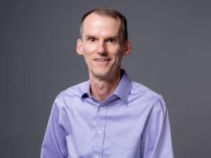 Portrait Photo of Robert Olsen
